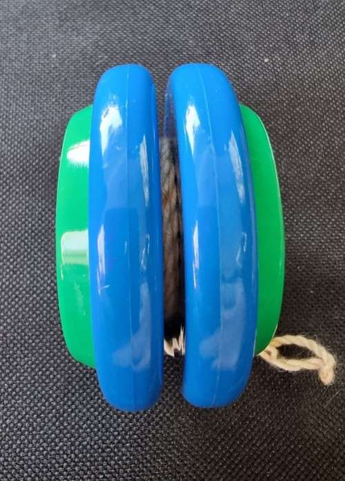 Vintage Russell Yo Yo Sale #3. Green Sprite Professional