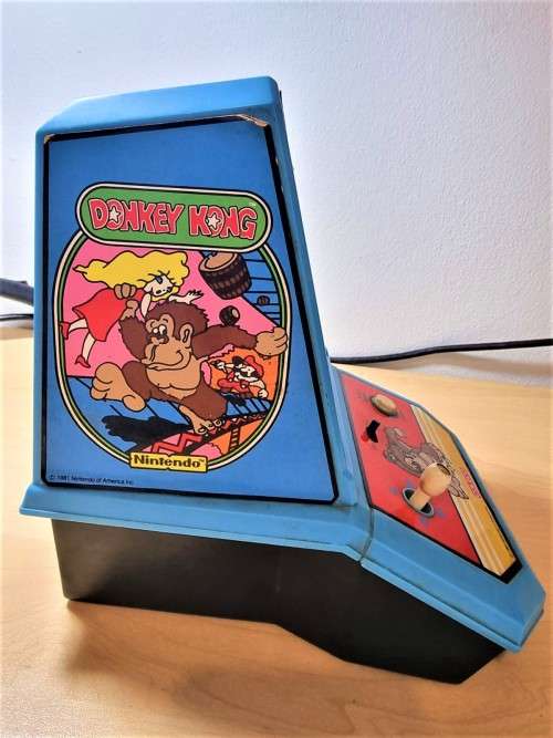 Nintendo Donkey Kong Mini Arcade Game. 1981. Good working condition