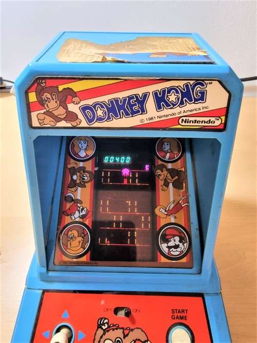Nintendo Donkey Kong Mini Arcade Game. 1981. Good working condition