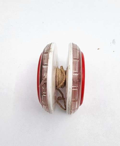 Geniune Russel Yo-Yo. Long Spin - Lang Tol