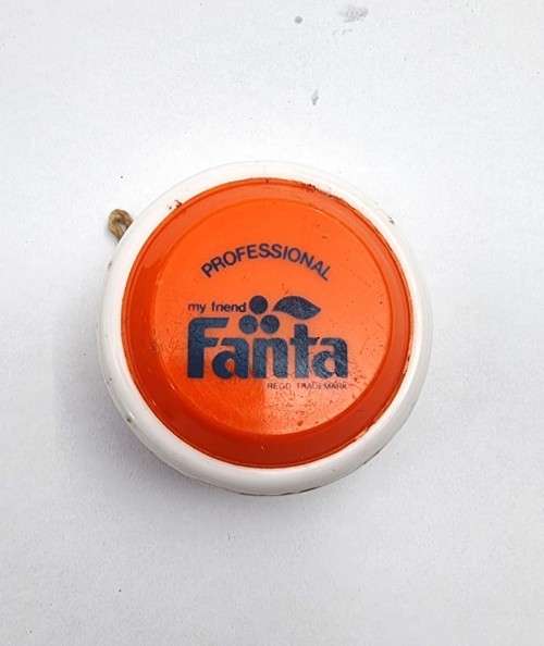 Vintage Fanta Professional Yo-Yo