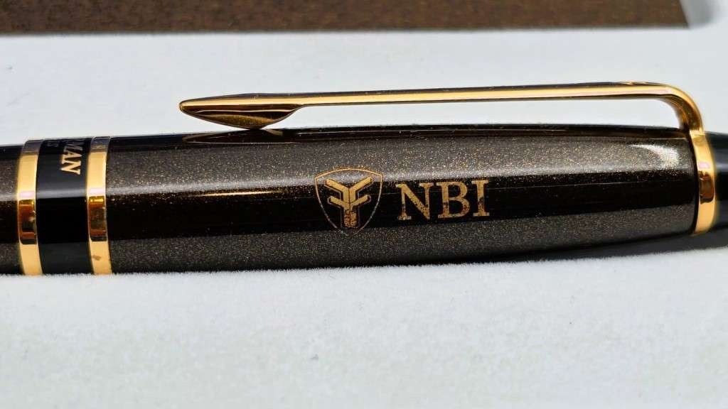 Waterman Expert Rollerball Pen. In box!