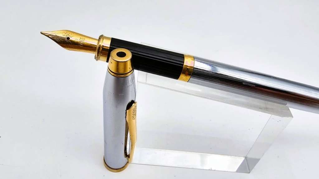Vintage Cross Chrome Fountain Pen. Stunning Condition!