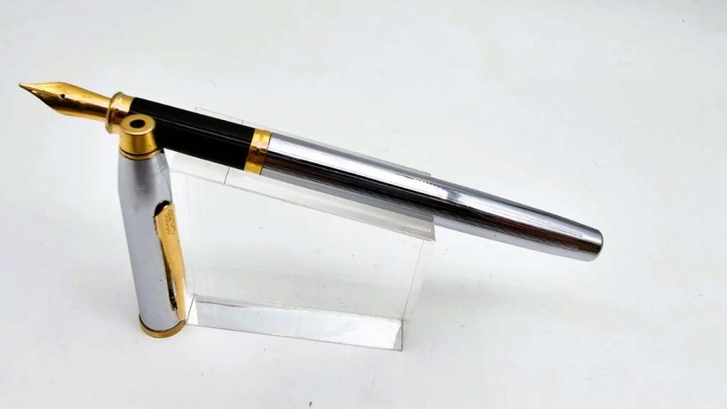 Vintage Cross Chrome Fountain Pen. Stunning Condition!