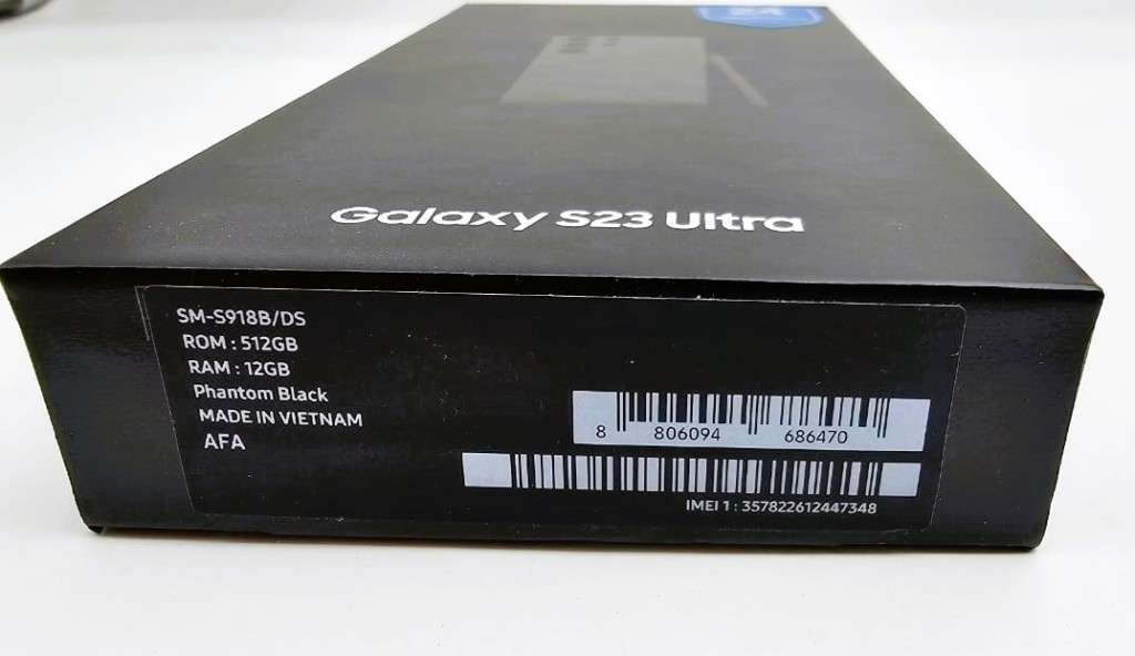 Samsung S23 Ultra. With Original Box.