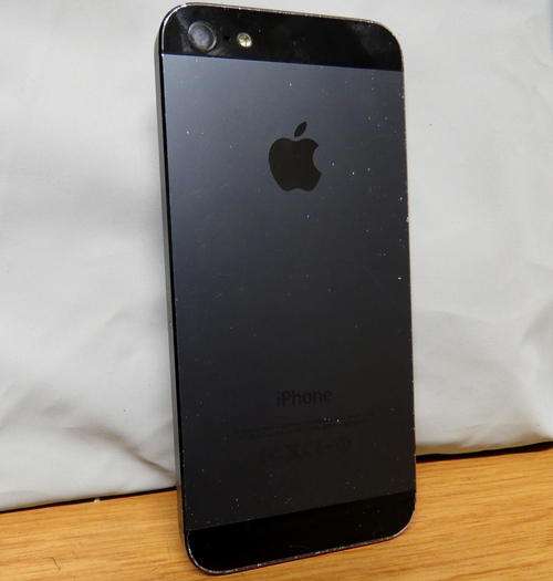 iPhone 5 16GB - Please Read