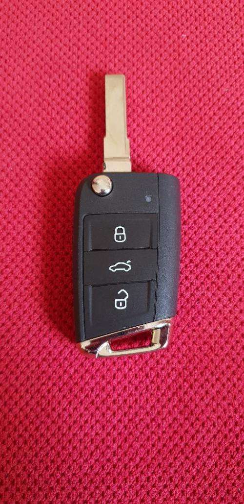 NEW VW 3 Button Remote Flip Key for Golf 7, 433Mhz ID48 chip, 5G0959753BA, R750