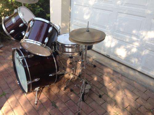 California Drum Kit