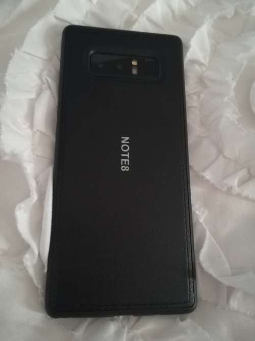 LATE ENTRY **SAMSUNG NOTE8 IN VERY GOOD CONDITION**