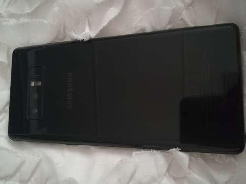 LATE ENTRY **SAMSUNG NOTE8 IN VERY GOOD CONDITION**