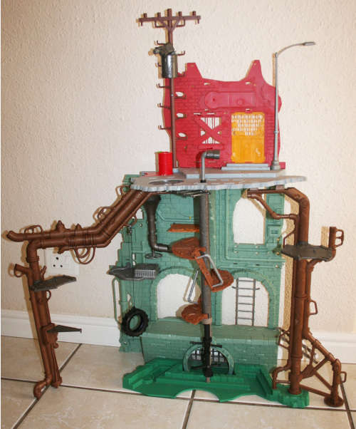 TEENAGE MUTANT NINJA TURTLES Secret Sewer Lair Playset - Nickeloadeon tv show