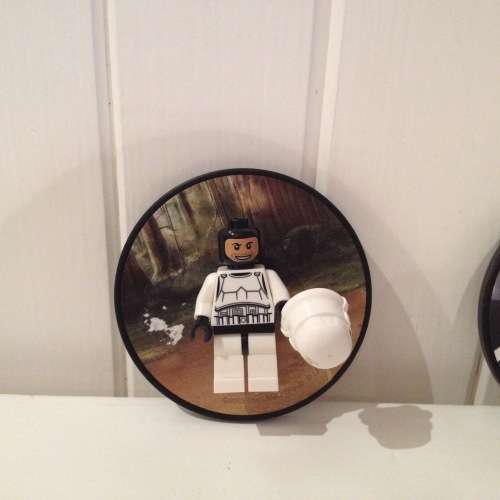 LEGO Star Wars figure magnet - Stormtrooper with blaster and removable helmet