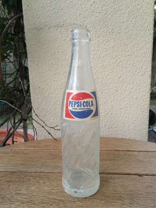 Rare vintage PEPSI Soda Glass Bottle - South African classic! Estimated 1970s through to early 1980s