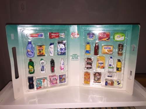 Checkers LITTLE SHOP 1 Collectors case with 27 of 29 mini brands !