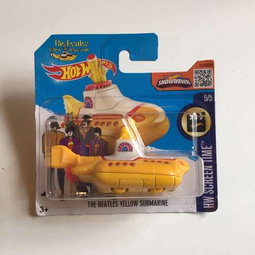 HOTWHEELS Hot Wheels The BEATLES YELLOW SUBMARINE 1:64 mint on card