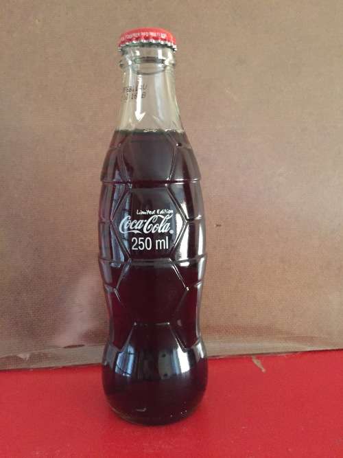 COCA COLA COKE Official FIFA World CUP 2010 logo Glass Bottle - sealed