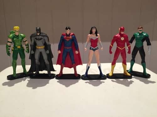 Justice League lot of 6 figures - 8cm - Superman Flash Batman Wonder Woman Green Arrow Green Lantern