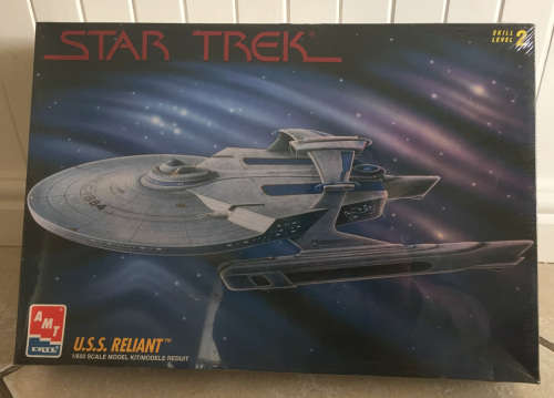 Star Trek USS RELIANT model kit - 1996 - AMT Ertl toys mint in box