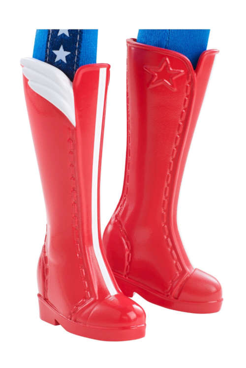 DC Super Hero Girls Wonderwoman 12" 30cm Action Figure Doll - MATTEL toys 2017