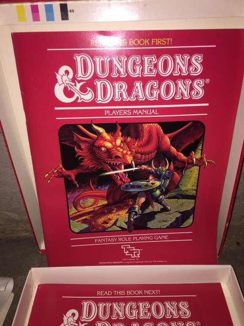 Vintage DUNGEONS and DRAGONS Game 1988 SET 1 Basic Rules boxset - near mint in box