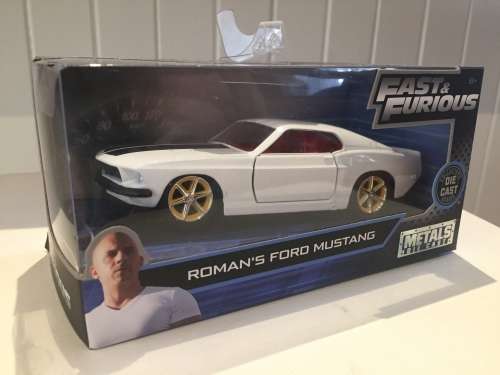 Jada Toys FAST and Furious 1:32 scale FORD MUSTANG mint in box