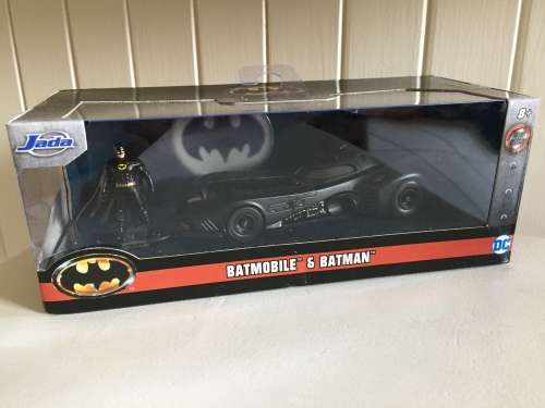 BATMAN 1989 Batman Movie Batman Figure and Batmobile boxset - Jada Toys