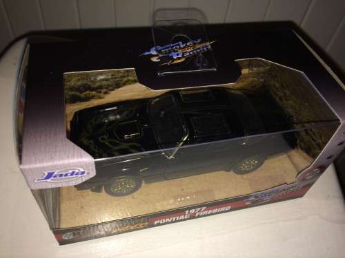 Jada Toys Smokey and the Bandit Pontiac Firebird 1:32 scale mint in box
