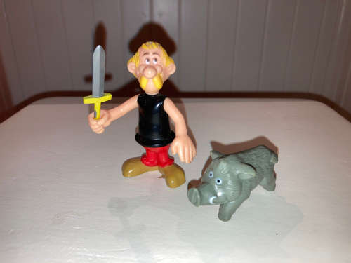 Rare Vintage ASTERIX Action Figure from 1980 Asterix Play series by Toy Cloud and Ceji Toys