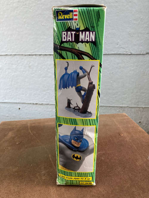 Batman 1960s style Re-ReLease model kit 1996