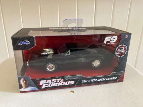Jada toys FAST and Furious 1:32 Dom`s 1970 Dodge Charger mint in box