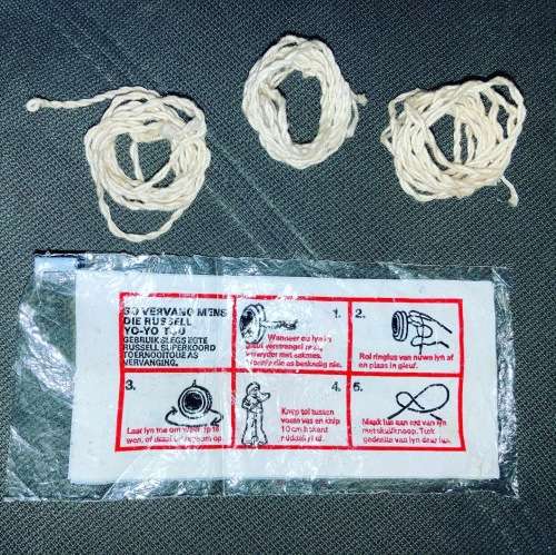 Rare Afrikaans 1978 original RUSSELL Yo-Yo yo-yo Coca Cola Coke South Africa Three String Packet