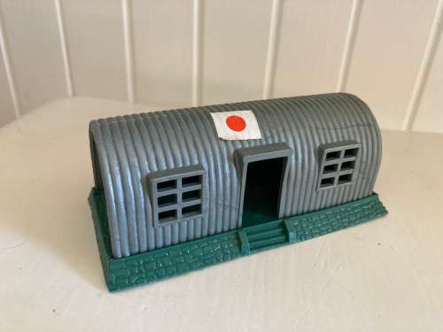WW2 Japanese hanger building for mini toy soldiers vintage 1970s BRITAINS UK
