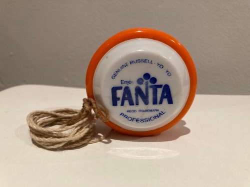 1983 RUSSELL FANTA Yo-Yo South Africa with both English on one side and Afrikaans