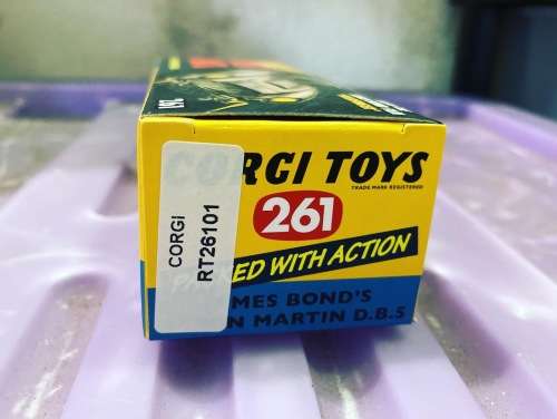 CORGI 261 James Bond Aston Martin DB5 2020 anniversary reissue - mint in box
