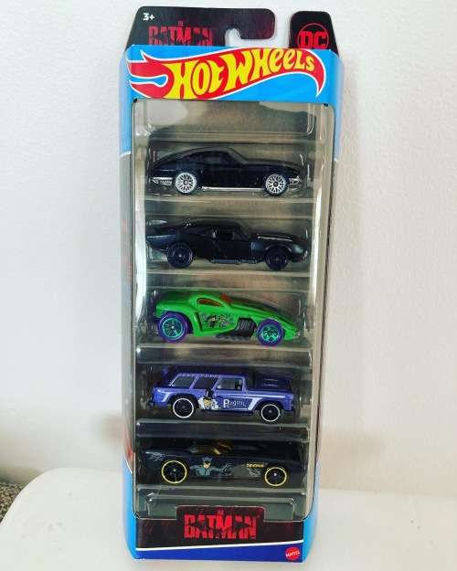 Hotwheels THE BATMAN 2022 Movie BATMOBILE and exclusive movie