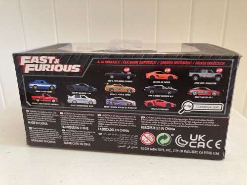 Jada toys FAST and Furious 1:32 Dom`s Dodge Charger MIB
