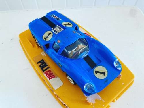 POLI CAR A series A75 rare ASTON MARTIN LOLA 1:32 scaLe SLOT CAR in original plastic box 1970s