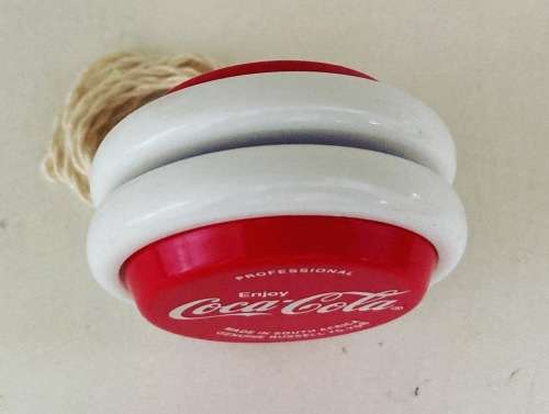 A Genuine South African Coca Cola 1987-1988 COCA COLA COKE PROFESSIONAL Russell Yo-Yo YOYO