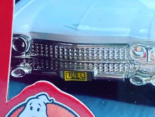 GHOSTBUSTERS movie ECTO 1 ambulance  - 1984 movie style - Jada Toys - 1:32 scale mint in box