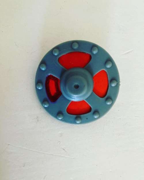 Original Vintage He-man SHEILD from 1981 from He-man Masters of the Universe range 100% complete