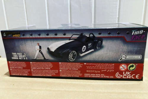Batman TWO FACE figure and Shelby Cobra carboxset - Jada Toys