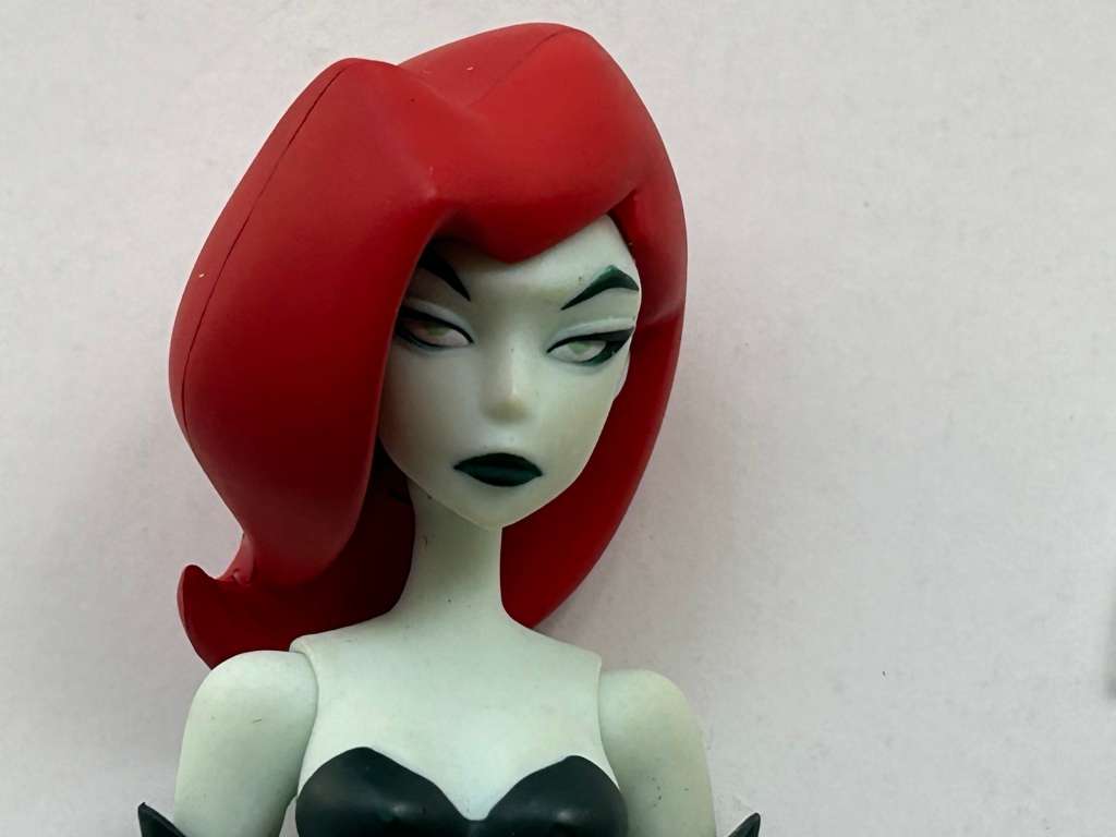 POISON IVY loose BATMAN ADVENTURES animated series Hasbro toys DC Collectibles 6 inch figure series