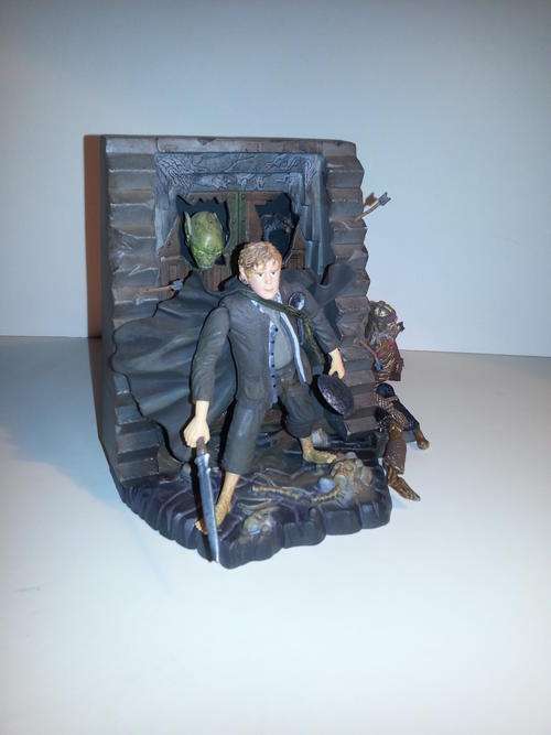 LORD OF THE RINGS Samwise action figure - loose but never played with