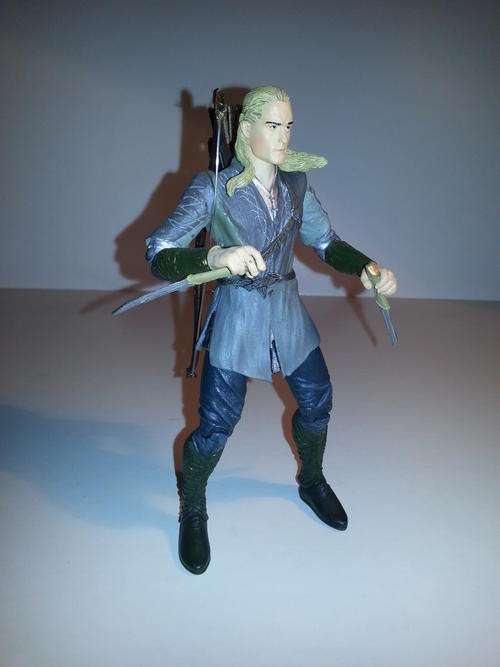 LORD OF THE RINGS Legolas action figure - loose but never played with