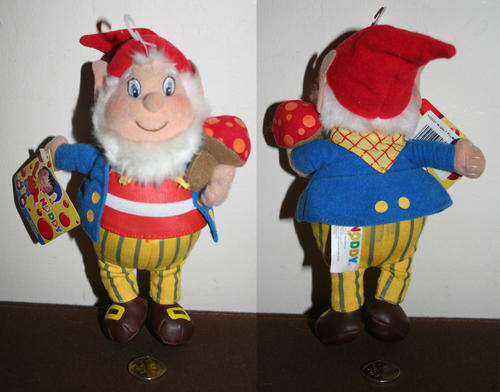 Noddy BIG EARS plush toy - detailed outfit