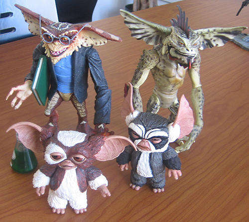 GREMLINS MOVIE ACTION FIGURE SET OF 4 GIZMO MOHAWK GEORGE & BRAIN - Neca Toys