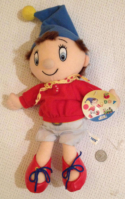 Noddy Larger plush toy - detailed outfit