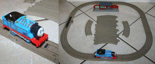 THOMAS THE TANK ENGINE Train set Train tracks and Station