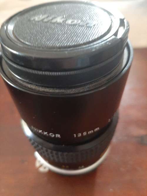 nikon nikkor 135 mm skylight