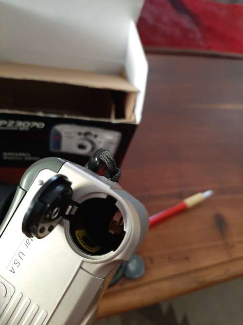 35 mm vivitar camera working